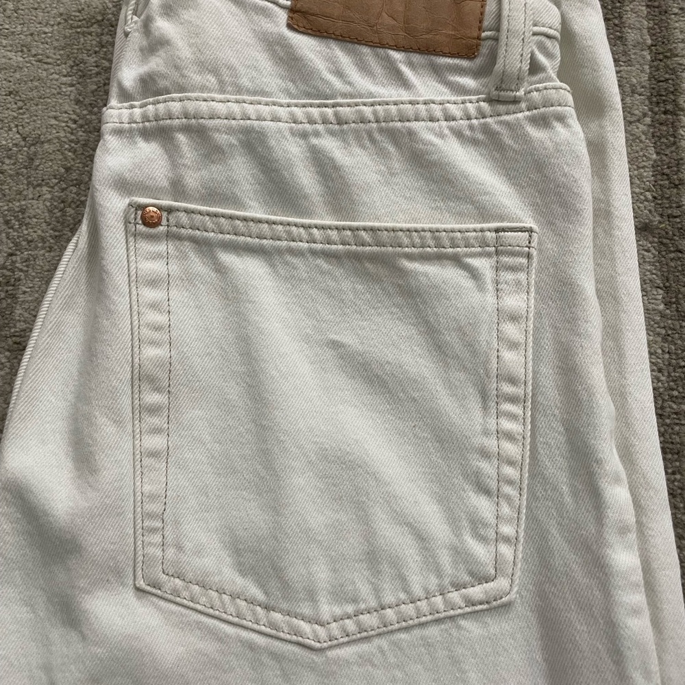 H&M White loose straight high waisted Denim Jeans